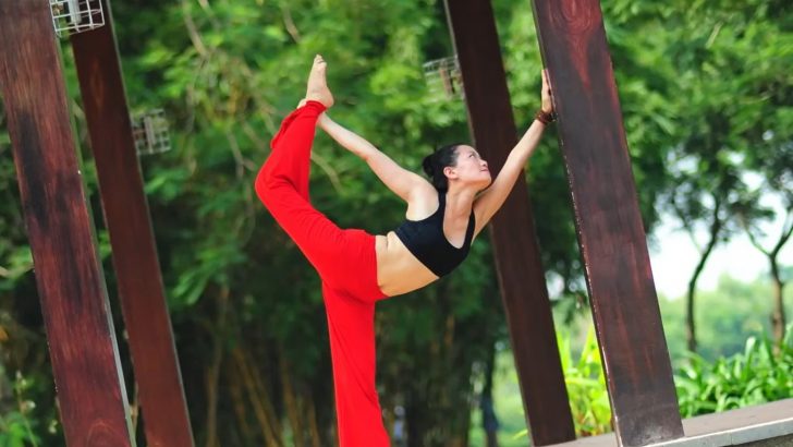 Yoga giữ gìn nét thanh xuân – Đánh thức sự quyến rũ